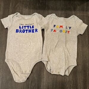 Set of 2 Bodysuits